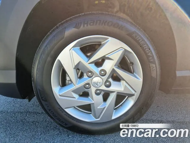 Hyundai Kona — Фото автомобиля 5