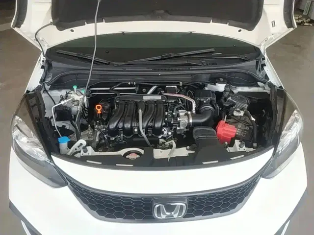 Honda Fit — Фото автомобиля 19