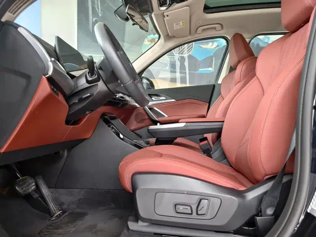 BMW X1 — Фото автомобиля 10