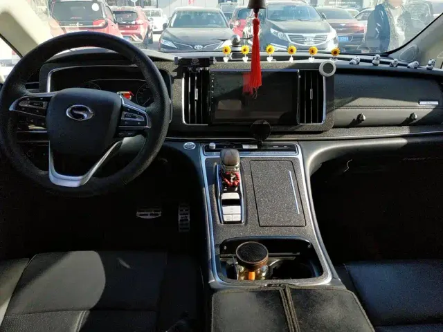 GAC Trumpchi M8 — Фото автомобиля 12