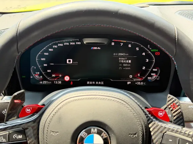 BMW M4 — Фото автомобиля 15