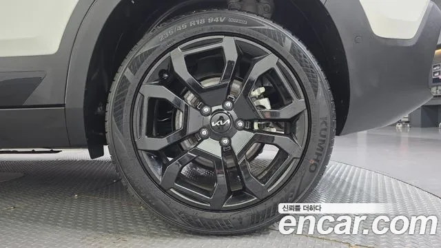 Kia Seltos Новый Seltos Бензин 2.0 4WD — Фото автомобиля 21