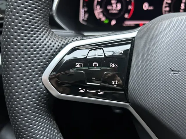 Volkswagen Passat — Фото автомобиля 25