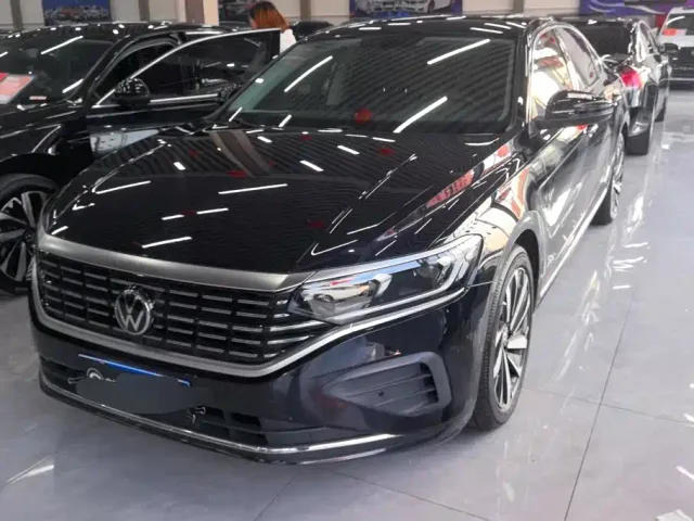 Фотография автомобиля — Volkswagen Passat