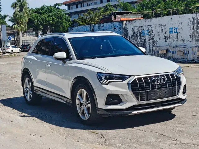 Audi Q3 — Фото автомобиля 3