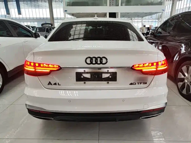 Audi A4L — Фото автомобиля 5