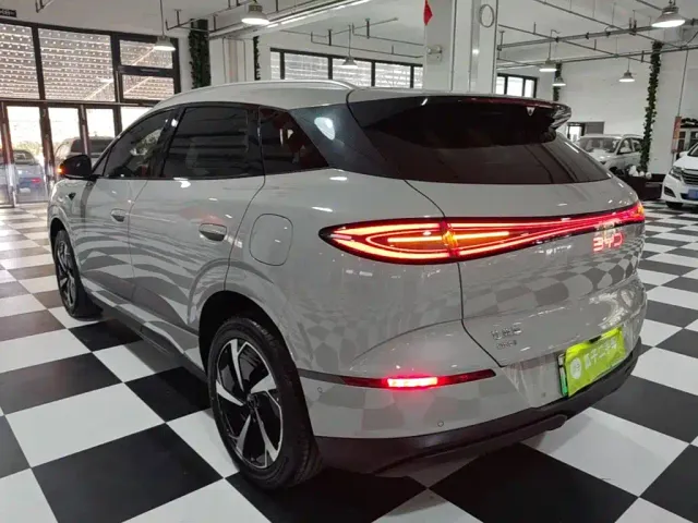 BYD Sealion 06 — Фото автомобиля 4