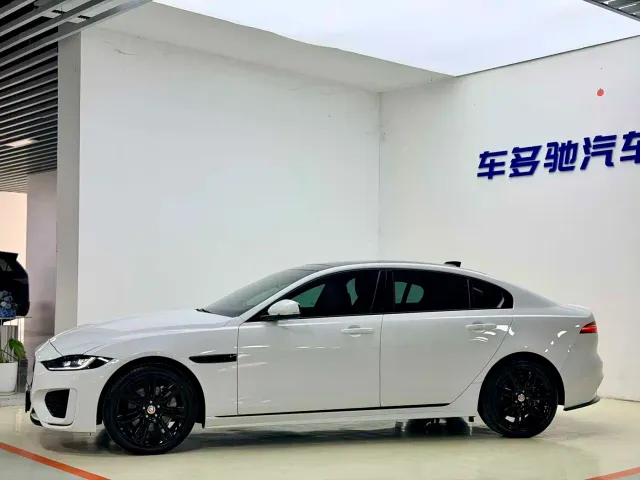 Jaguar XEL — Фото автомобиля 3