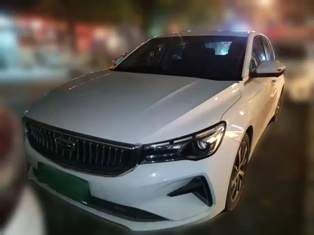 Geely Emgrand — Фото автомобиля 2
