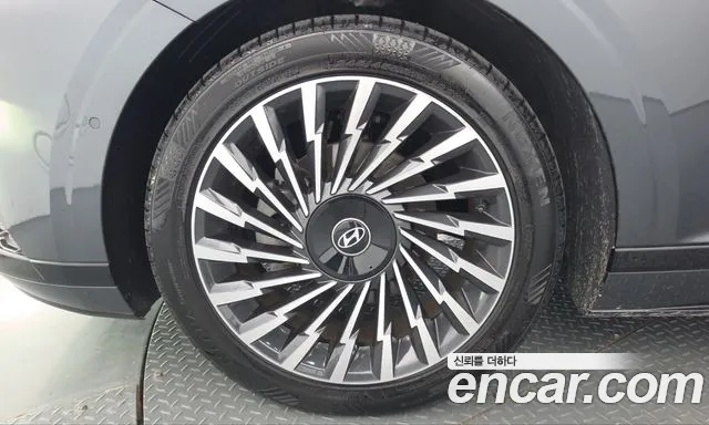 Hyundai Grandeur GN7 — Фото автомобиля 5