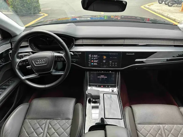 Audi A8 — Фото автомобиля 7