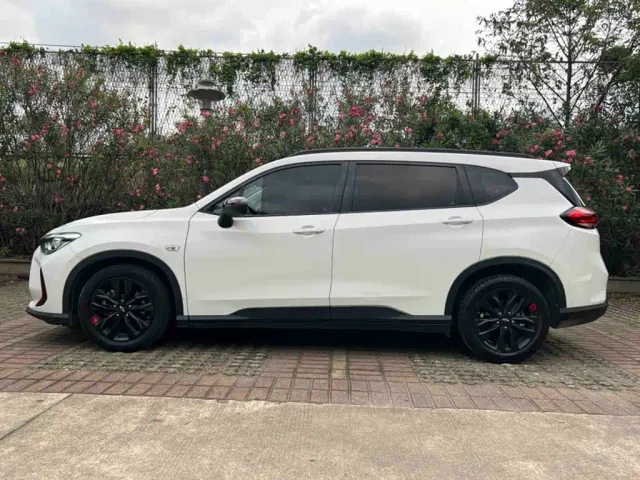 Chevrolet Orlando — Фото автомобиля 6