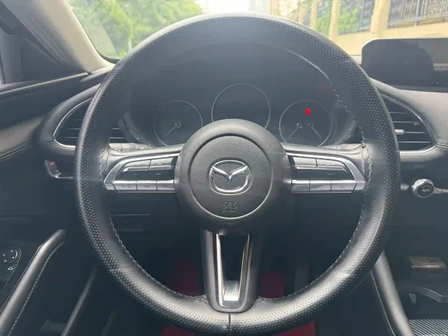 Mazda Axela — Фото автомобиля 13