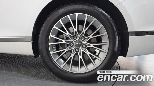 Genesis G80 RG3 — Фото автомобиля 6