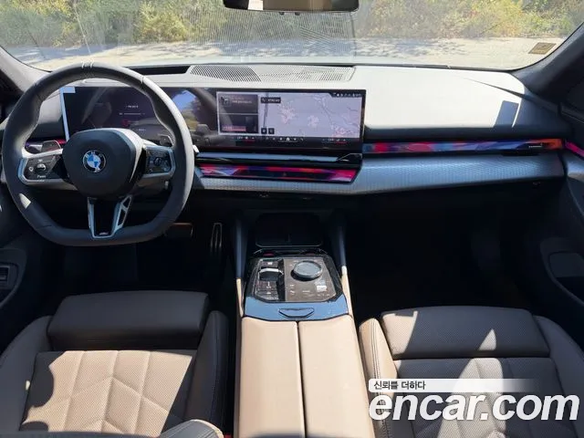 BMW 5 Series G60 — Фото автомобиля 6