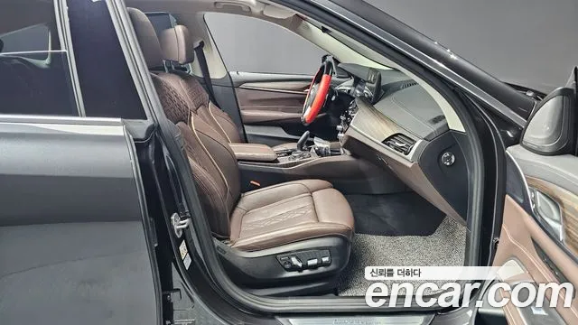 BMW Gran Turismo — Фото автомобиля 11