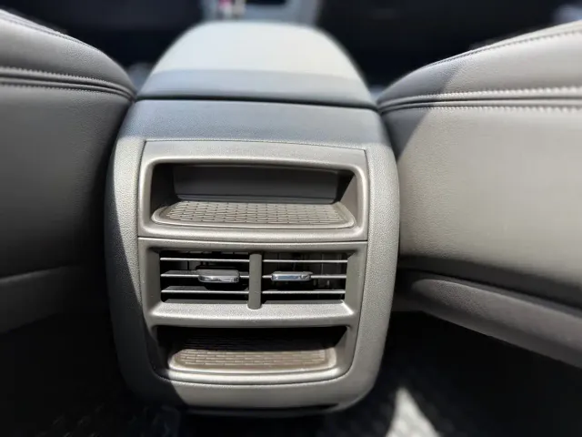 Cadillac XT5 — Фото автомобиля 11