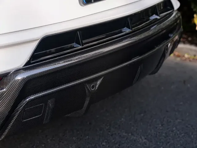 Lamborghini Urus — Фото автомобиля 18
