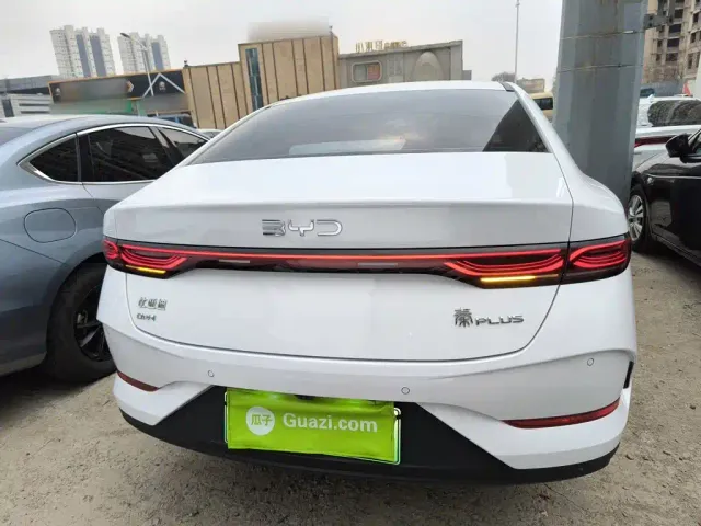 BYD Qin PLUS — Фото автомобиля 3