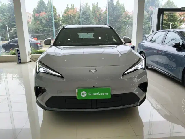 Arcfox Alpha T5 — Фото автомобиля 2