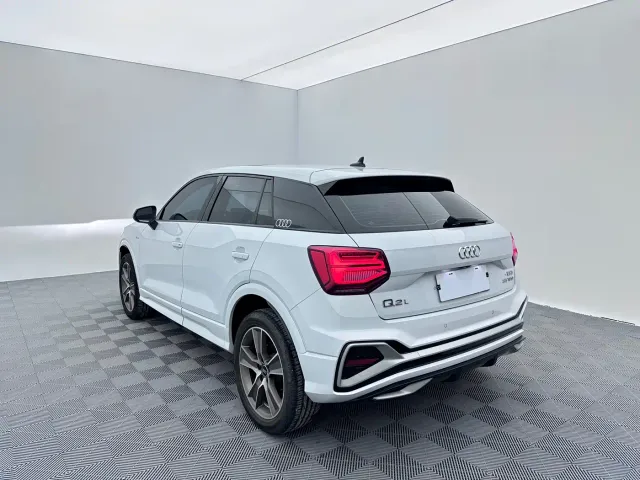Audi Q2L — Фото автомобиля 4