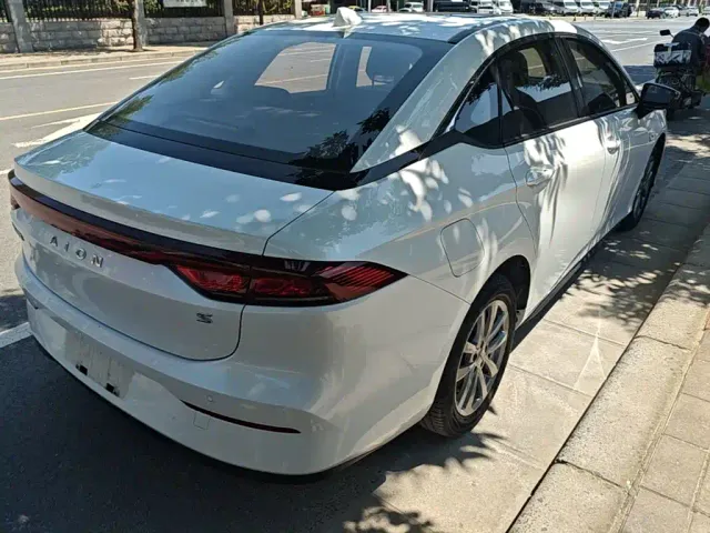 GAC Aion S — Фото автомобиля 6