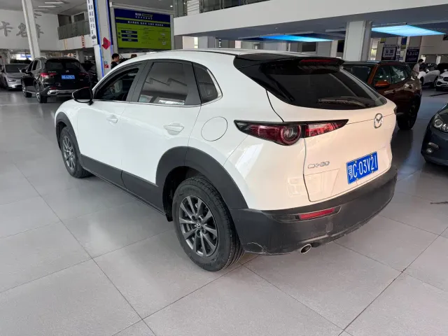 Mazda CX-30 — Фото автомобиля 7