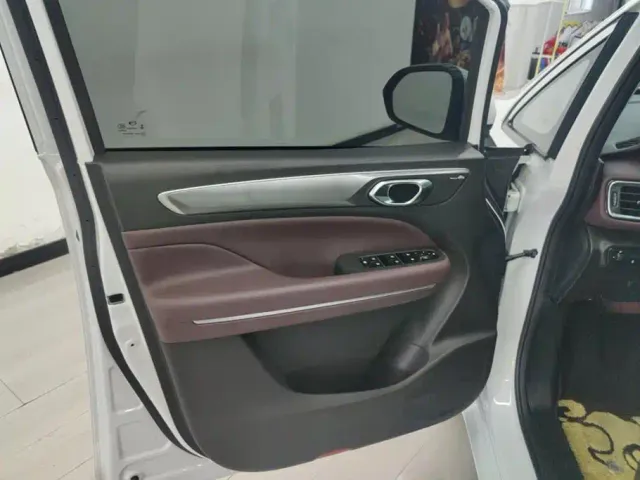 GAC Trumpchi M6 — Фото автомобиля 7