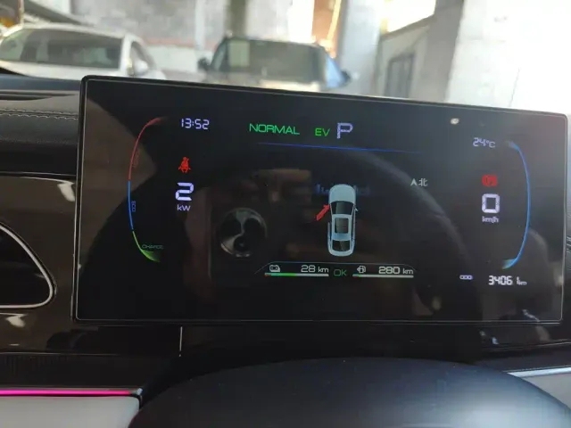 BYD Seal 06 — Фото автомобиля 11