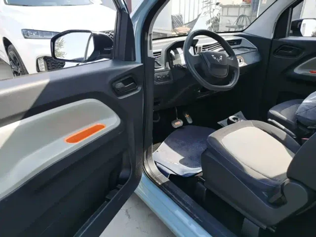 Wuling Hongguang Mini EV — Фото автомобиля 15
