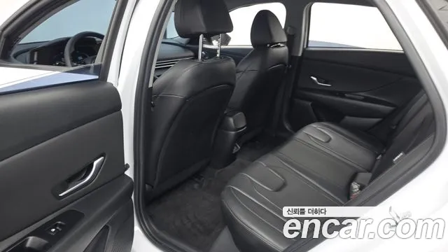 Hyundai Avante — Фото автомобиля 16