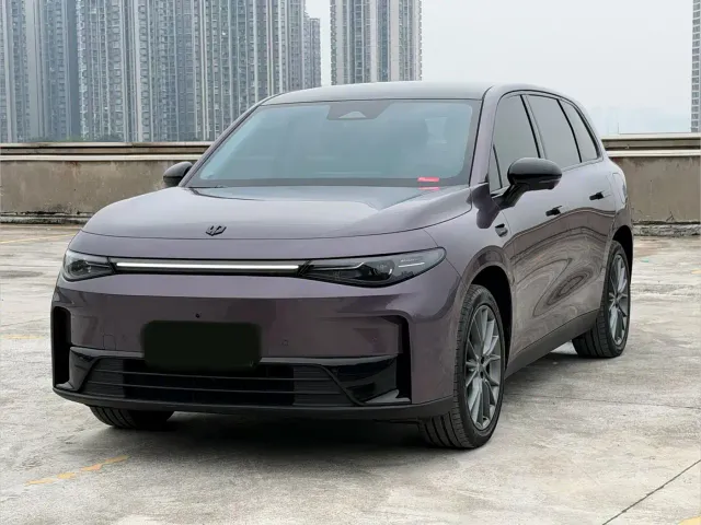 Фотография автомобиля — Leapmotor C10