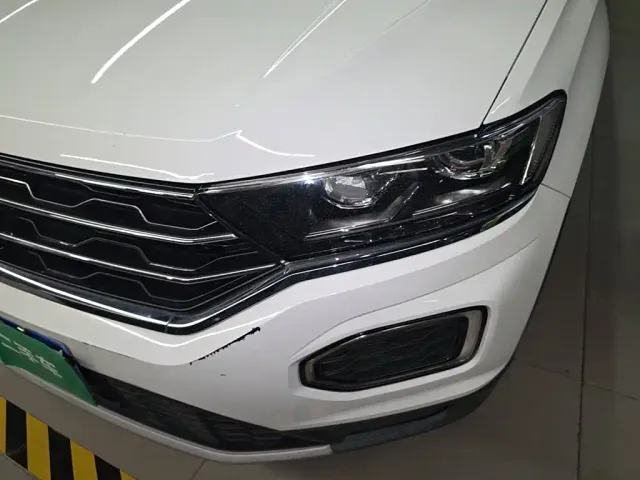 Volkswagen T-Roc — Фото автомобиля 23