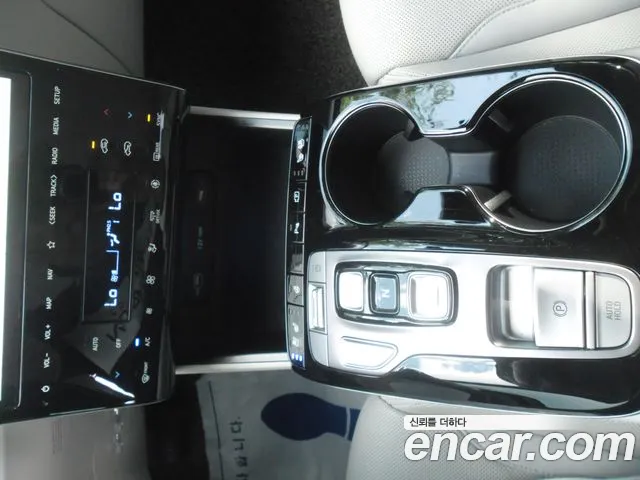 Hyundai Tucson Tucson (NX4) Бензин 1.6 турбо 2WD — Фото автомобиля 8
