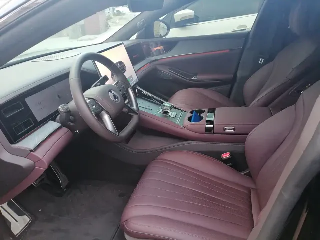 Denza Z9GT — Фото автомобиля 9