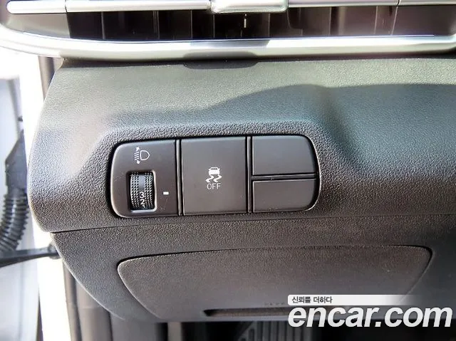 Hyundai Avante CN7 — Фото автомобиля 12