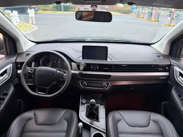 Dongfeng Fengxing Fengxing SX6 2022 1.6L Manual Comfort — Фото автомобиля 11