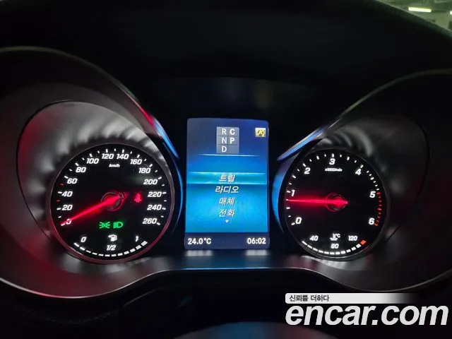 Mercedes-Benz V-Class — Фото автомобиля 9