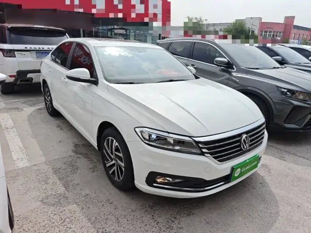 Volkswagen Lavida — Фото автомобиля 3