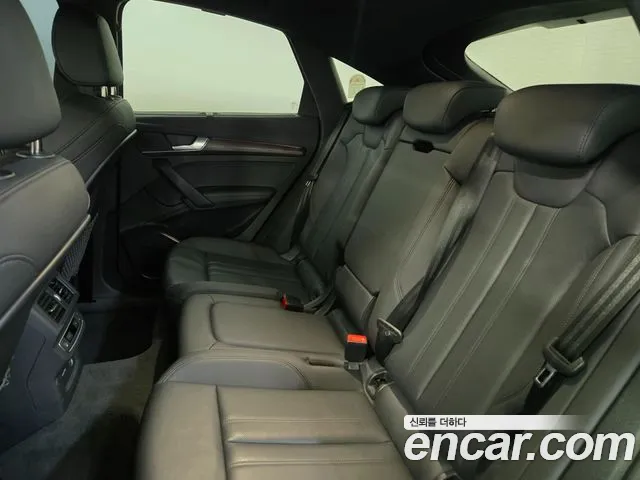 Audi Q5 FY — Фото автомобиля 6