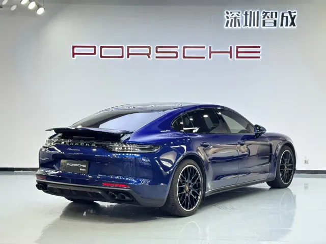 Porsche Panamera — Фото автомобиля 9