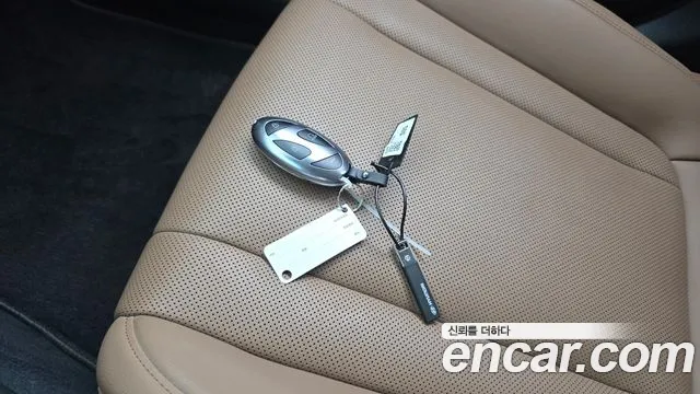 Hyundai Grandeur GN7 — Фото автомобиля 18