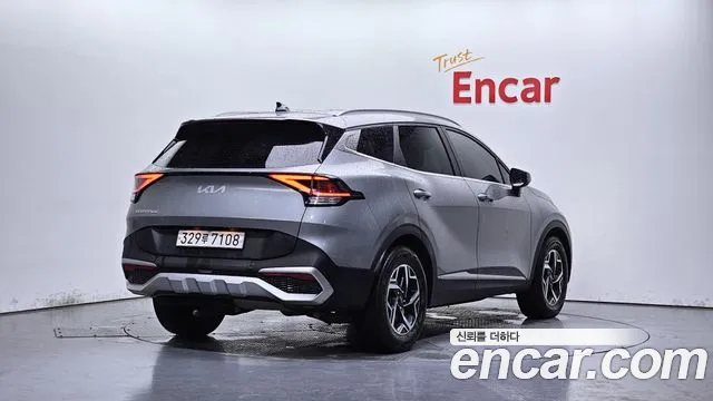 Kia Sportage Sportage 5-е поколение Дизель 2.0 2WD — Фото автомобиля 2