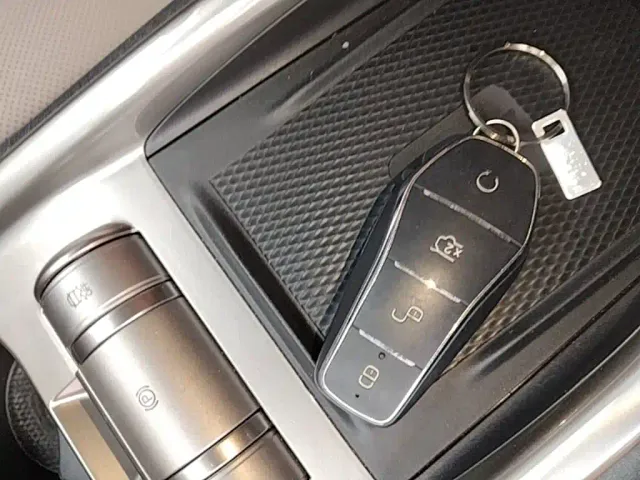 BYD Dolphin — Фото автомобиля 8