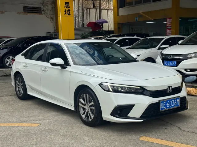 Honda Civic — Фото автомобиля 3