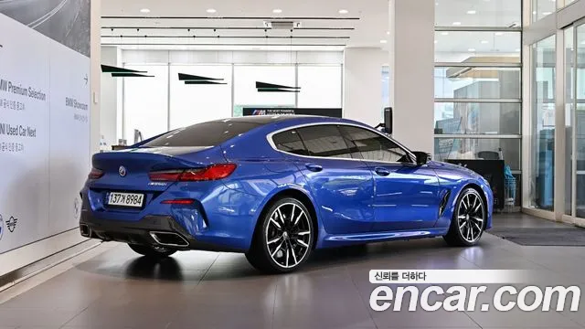 BMW 8-Series — Фото автомобиля 4