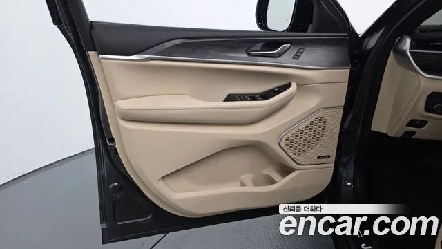 Jeep Cherokee WL — Фото автомобиля 13