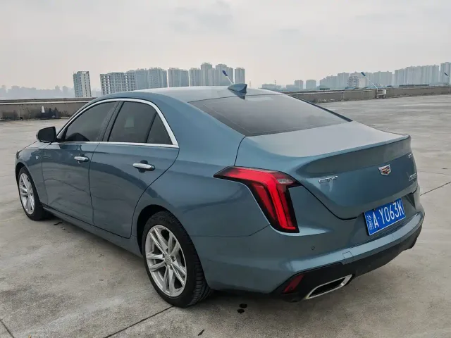 Cadillac CT4 — Фото автомобиля 4