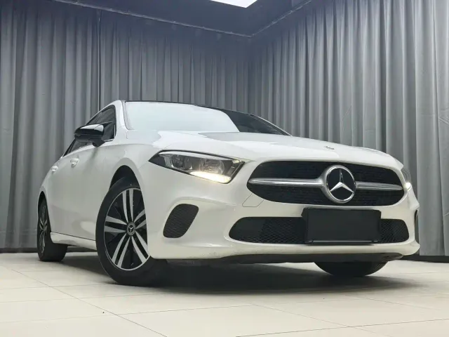 Mercedes-Benz A-Class — Фото автомобиля 3