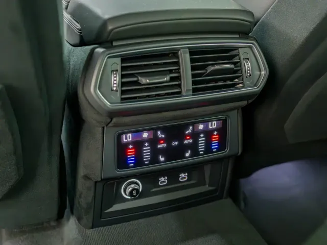 Lamborghini Urus — Фото автомобиля 15